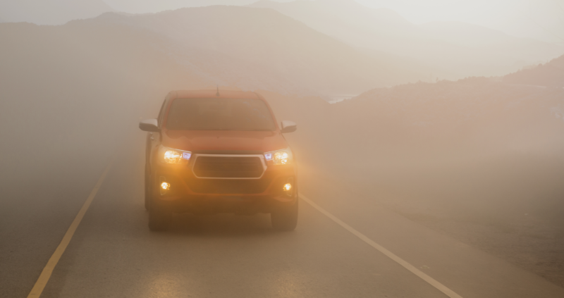 11 порад щодо водіння в тумані